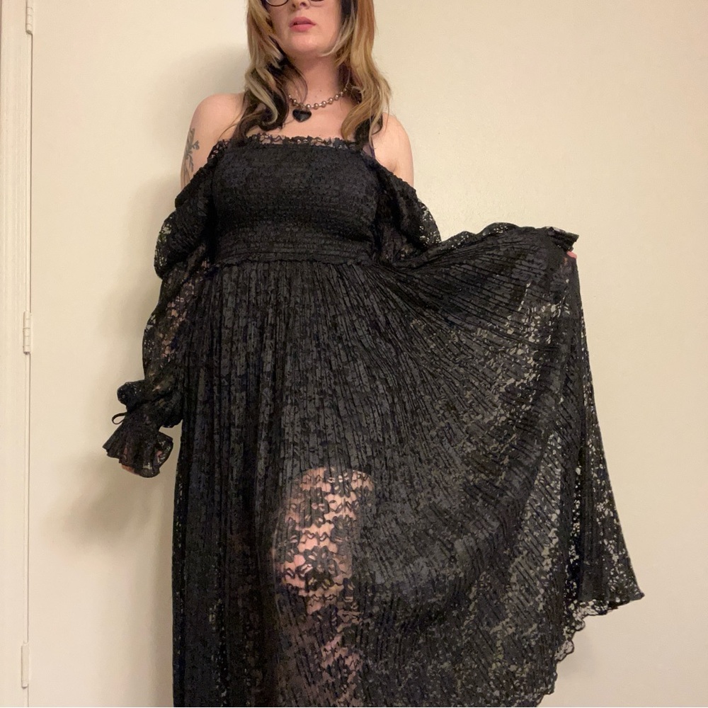 Urban Outfitters Fairuza Black Lace Maxi Dress ⚰️🥀🧛🏻‍♀️